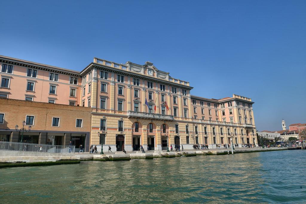 Residenza Ruga Giuffa Castello  Eksteriør bilde